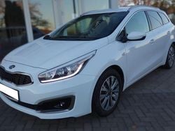 Weiß Gebraucht 2016 Kia Ceed Sportswagon DREAM-TEAM Edition Kombi | 10.700 € (Fairer Preis)