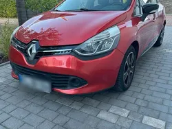 Rot Gebraucht 2014 Renault Clio IV Kleinwagen | 6.999 € (Fairer Preis)