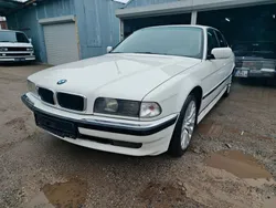 Weiß Gebraucht 1995 BMW 740 Limousine | 16.990 €