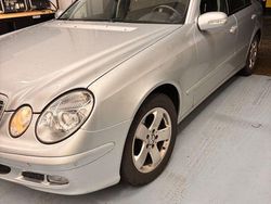 Silber Gebraucht 2005 Mercedes E280 Elegance Limousine | 6.500 € (Fairer Preis)