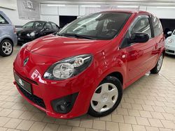 Rot Gebraucht 2010 Renault Twingo Kleinwagen | 3.290 € (Etwas zu teuer)