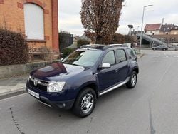 Blau Gebraucht 2011 Dacia Duster Lauréate SUV | 3.850 € (Guter Preis)