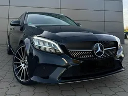 Schwarz Gebraucht 2018 Mercedes C300 Kombi | 19.799 € (Fairer Preis)