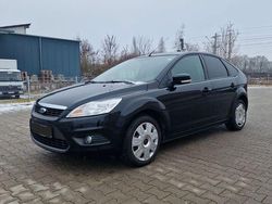 Schwarz Gebraucht 2009 Ford Focus Limousine | 2.790 € (Fairer Preis)