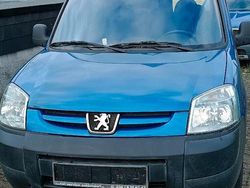 Blau Gebraucht 2005 Peugeot Partner Van | 3.000 € (Etwas zu teuer)