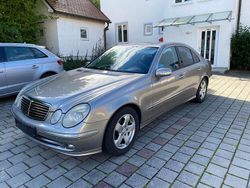Silber Gebraucht 2005 Mercedes E280 Limousine | 3.999 € (Guter Preis)
