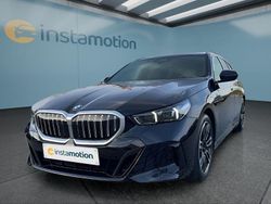 Schwarz Gebraucht 2025 BMW 520 M Sport Kombi | 53.249 € (Fairer Preis)