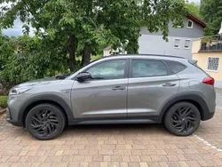 Grau Gebraucht 2020 Hyundai Tucson SUV | 19.990 € (Guter Preis)