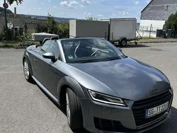 Grau Gebraucht 2018 Audi TT Cabrio | 26.500 € (Fairer Preis)