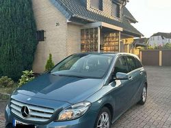 Gebraucht 2012 Mercedes B200 Van / Kleinbus | 12.800 € (Etwas zu teuer)