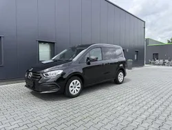 Schwarz Gebraucht 2023 Mercedes T160 Van / Kleinbus | 21.400 € (Guter Preis)