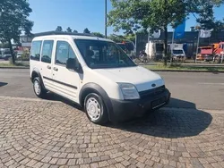 Weiß Gebraucht 2005 Ford Tourneo Connect Van / Kleinbus | 2.400 € (Fairer Preis)