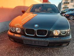 Grün Gebraucht 2000 BMW 520 Shadowline Kombi | 1.990 €