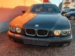Grün Gebraucht 2000 BMW 520 Shadowline Kombi | 2.390 €