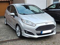 Silber Gebraucht 2016 Ford Fiesta Titanium Limousine | 5.900 € (Fairer Preis)