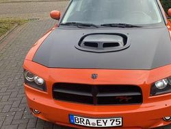 Orange Gebraucht 2009 Dodge Charger Limousine | 18.500 €