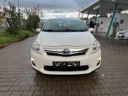 Weiß Gebraucht 2012 Toyota Auris Hybrid Life Limousine | 6.499 € (Superpreis)