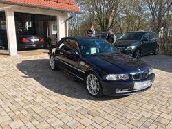 Blau Gebraucht 2001 BMW 330 Sport Line Cabrio | 9.500 € (Etwas zu teuer)