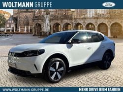 Frostweiß Neu 2025 Ford Capri Extended Range Limousine | 48.990 € (Fairer Preis)