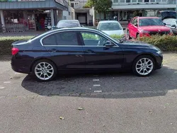 Blau Gebraucht 2016 BMW 320 Luxury Line Limousine | 18.500 € (Guter Preis)