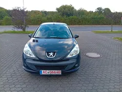 Grau Gebraucht 2012 Peugeot 206 Limousine | 2.499 € (Fairer Preis)