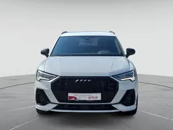Gletscherweiß metallic Gebraucht 2024 Audi Q3 S-Line SUV | 43.880 € (Etwas zu teuer)