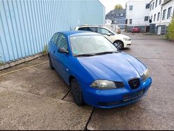 Blau Gebraucht 2002 Seat Ibiza Kleinwagen | 1.350 € (Fairer Preis)