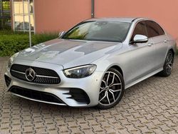 Silber Gebraucht 2020 Mercedes E220 AMG line Limousine | 22.500 €