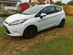 Weiß Gebraucht 2012 Ford Fiesta Trend Kleinwagen | 3.190 € (Guter Preis)