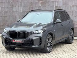 Grau Gebraucht 2025 BMW X5 M Sport SUV | 97.290 €