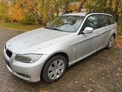 Silber Gebraucht 2011 BMW 320 Kombi | 6.950 € (Guter Preis)