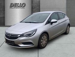 Grau Gebraucht 2017 Opel Astra Edition Limousine | 9.880 € (Teuer)