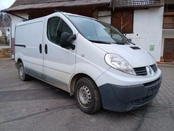 Weiß Gebraucht 2010 Renault Trafic Van / Kleinbus | 6.900 € (Guter Preis)