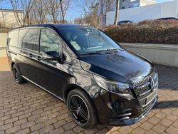 Grau Gebraucht 2024 Mercedes V300 Exclusive Van / Kleinbus | 115.311 €