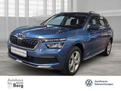 Blau Gebraucht 2021 Skoda Kamiq Style SUV | 22.750 € (Etwas zu teuer)