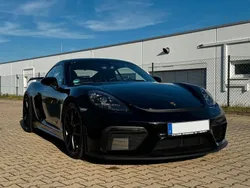Porsche 718 Cayman GT4