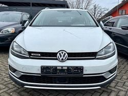 Weiß Gebraucht 2016 VW Golf VII Kombi | 9.000 € (Guter Preis)