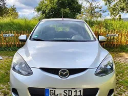 Silber Gebraucht 2008 Mazda 2 Inclusive Limousine | 3.450 € (Fairer Preis)