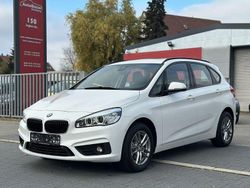 Weiß Gebraucht 2016 BMW 218 Active Tourer Advantage Van / Kleinbus | 16.490 € (Fairer Preis)