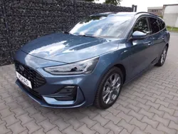 Blau Gebraucht 2023 Ford Focus ST-Line Kombi | 22.990 € (Superpreis)