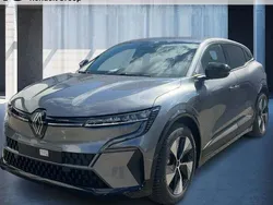 Grau Neu 2025 Renault Mégane Komfort Limousine | 39.990 €
