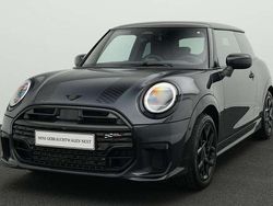 Grau Gebraucht 2024 Mini John Cooper Works Kleinwagen | 27.921 € (Fairer Preis)