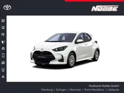 Weiß Neu 2025 Toyota Yaris Hybrid Business Edition Limousine | 24.990 € (Fairer Preis)