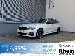 Weiß Gebraucht 2022 BMW 330e M Sport Kombi | 35.440 € (Fairer Preis)