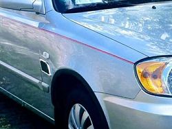 Silber Gebraucht 2006 Hyundai Accent Limousine | 2.900 €