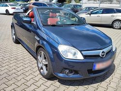 Blau Gebraucht 2009 Opel Tigra Cabrio | 2.990 € (Fairer Preis)