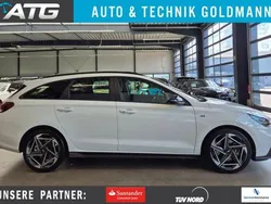 Weiss Gebraucht 2024 Hyundai i30 Limousine | 25.790 €