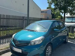 Blau Gebraucht 2013 Toyota Yaris Kleinwagen | 8.800 € (Fairer Preis)