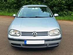 Silber Gebraucht 2000 VW Golf IV Edition Limousine | 1.100 € (Guter Preis)
