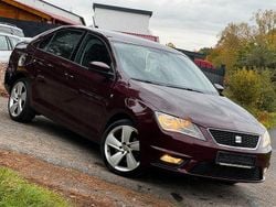 Violett Gebraucht 2014 Seat Toledo Style Limousine | 6.790 € (Fairer Preis)